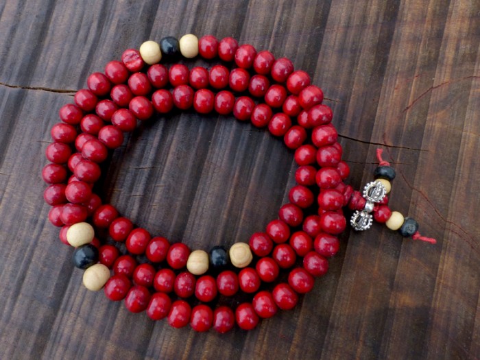 LeGDOr 1 Pezzo di Legno Naturale Braccialetto Buddista Tibetano Perline da Uomo Braccialetto di Mantra di Meditazione per Le Donne Gioielli Yoga- Perline Misura 10 mm